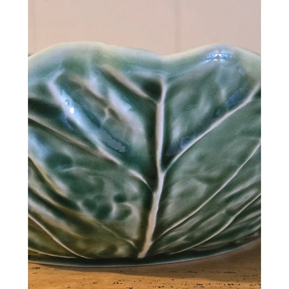 VTG Bordallo Pinheiro Cabbage Leaf Serving Bowl Pre-loved Green